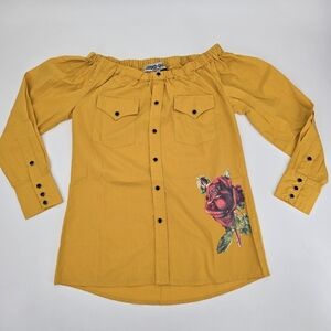 Rodeo Quincy Off-Shoulder Button Up Rose Shirt Size S